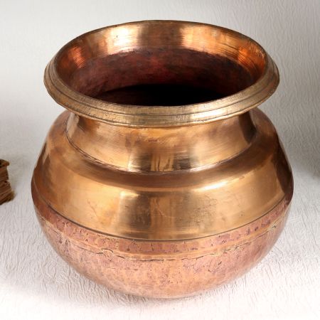 Indian Vintage Finest Copper Cooking Pot for DÃ©cor