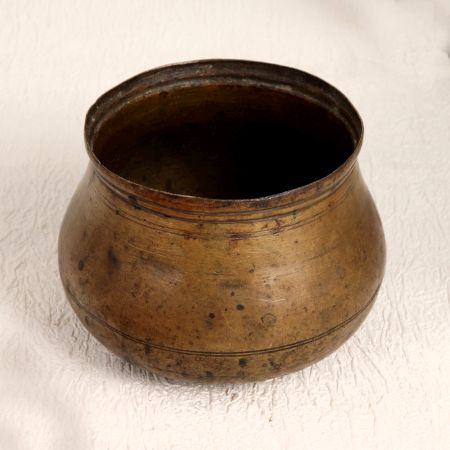 Handmade Vintage Brass Measuring Pot for Decoration