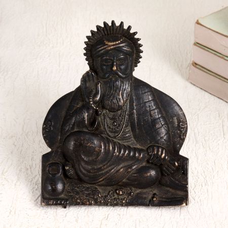 Finest Brass Holy Plate of Guru Nanak for Decoration