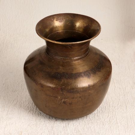 South Indian Art Holy Water Pot for Indoor Decoration