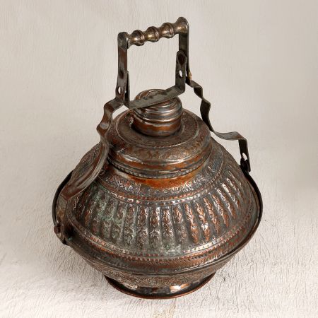 High-Quality Copper Box in Islamic Art for Decoration