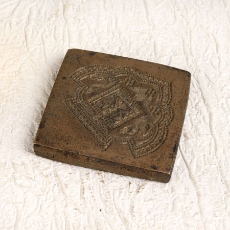 Handcrafted Bell Metal Jewelry Mold in Antique Brown Finish