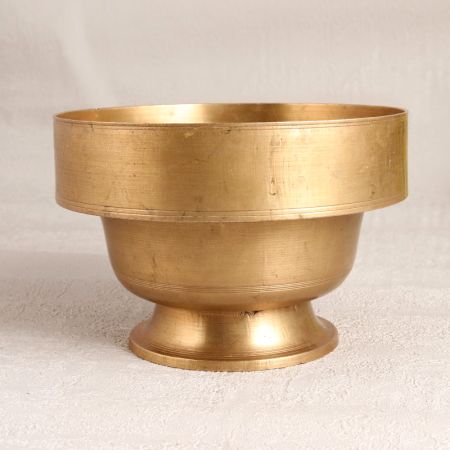 Sturdy Finest Brass Holy Pot for Home Decoration