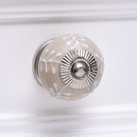 Cream Leaf Ceramic Knob