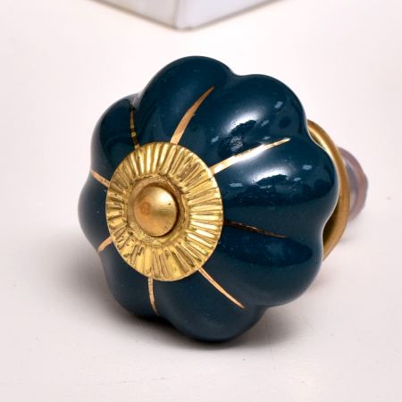 Dark Green Golden Knob