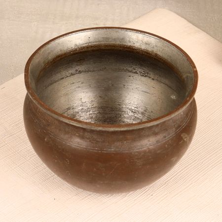 Vintage Handmade Brass Planter for Indoor Decoration