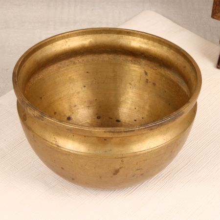 Antique Brown Brass Planter Made of Brass for Decor