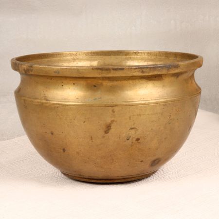Antique Brown Brass Planter Made of Brass for Decor