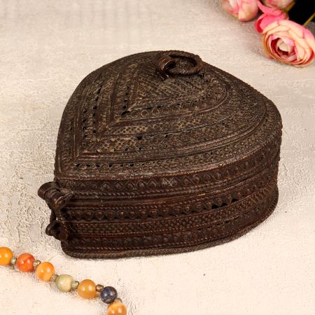Beautiful Vintage Finest Brass Jewelry Box in Heart Shape
