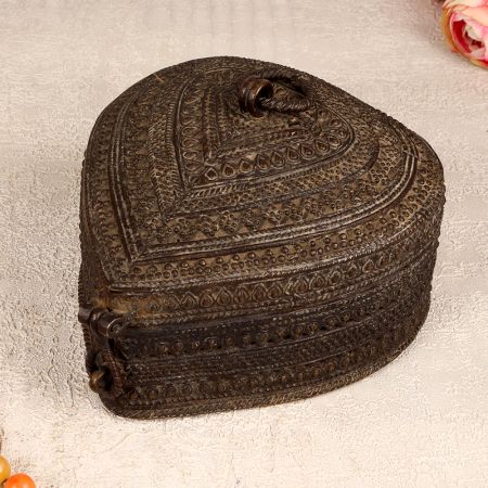 Vintage Finest Brass Jewelry Box in Heart Shape for Decor