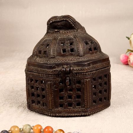 Vintage Dark Finish Jewelry Box Made of Finest Brass