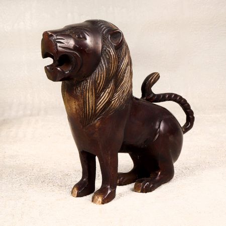 Dark Finish Handmade Lion Statue Made of Finest Brass