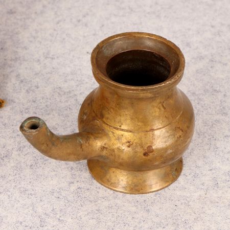 Handmade Vintage Sagar Water Pot with Spout for Decor