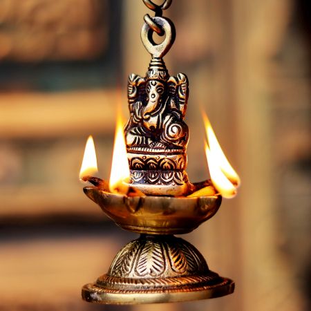 Brass Ganesha Figurine Hanging Four Wick Diya With Thick Chain