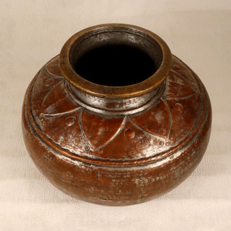 Handmade Islamic Art Copper Pot from Peshawar for Decor