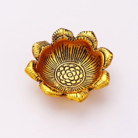 Open Flower Shape Aluminium Golden Diwali Diya For Mandir Decoration