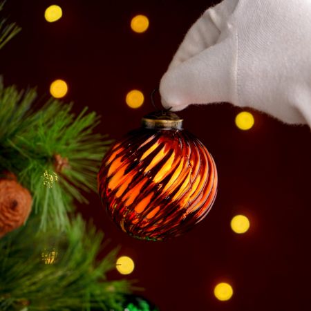 Decorative Multicolor Set of 6 Pieces Christmas Ornament