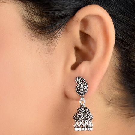 92.2 Sterling Silver Earrings Rose And Paisley Engraved Jhumkis