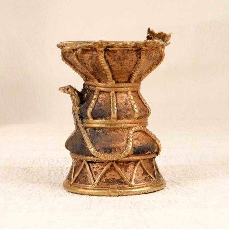 Tribal Art Cobra Oil Lamp Made of Brass in Brown Finish