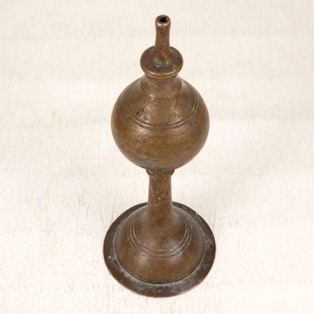 Vintage Finest Brass Oil Lamp Stand from Central India for Decor
