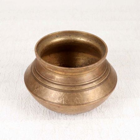 Vintage High-Quality Brass Water Pot from Gujarat for Home Decor