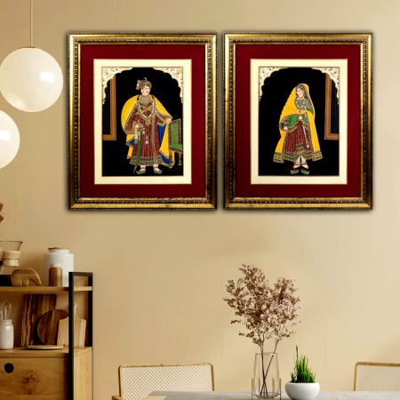 Vintage Canvas Paintiing of King and Queen for Decoration