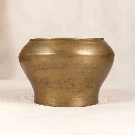 Vintage Brown Finish Brass Holy Pot for Home Decoration