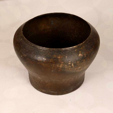 Antique Brown Finish Holy Pot Made of Brass for Prayer Room