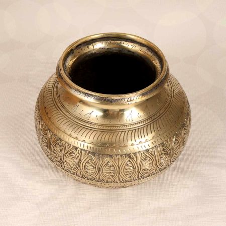 Beautiful Engraved Cooking Pot Made of Premium Brass for Decor