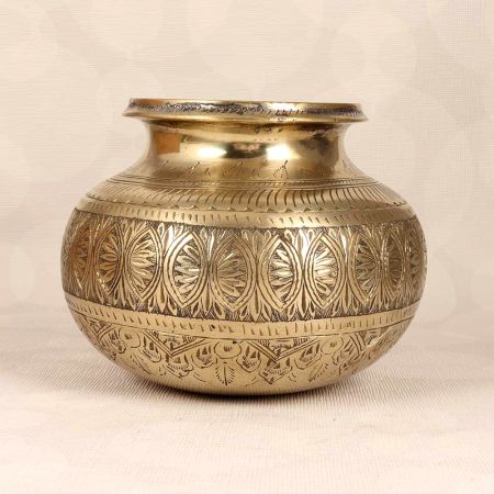 Beautiful Engraved Cooking Pot Made of Premium Brass for Decor