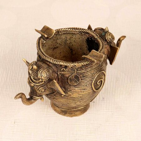 Beautiful Art Brass Elephant Pot for Flower Decoration
