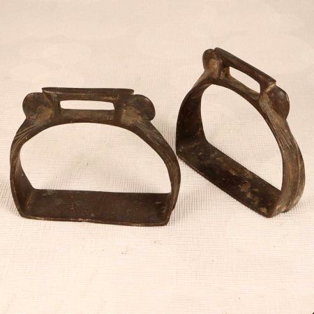 Vintage Finish Handmade Brass Horse Stirrups for Decoration in Pair