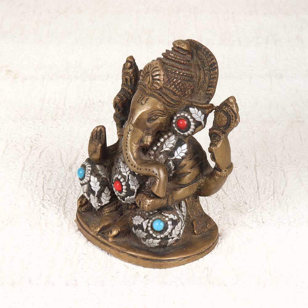 Vintage Decorative Lord Ganesha Statue for Prayer Room