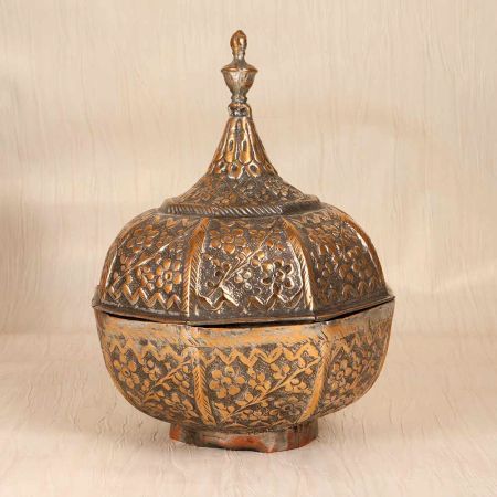 Vintage Handcrafted Premium Copper Box in Antique Brown Finish