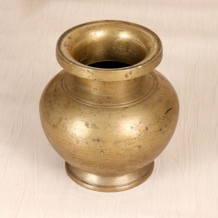 Plain Brown Holy Water Pot Made of High-Quality Brass
