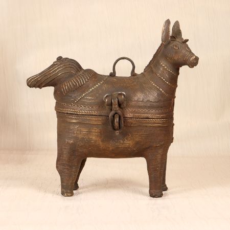 Tribal Art Handmade Brass Jewelry Box from Odisha in Vintage Finish