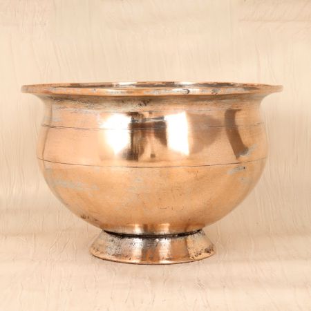Plain Brown Finish Fruit Bowl Made of Premium Copper