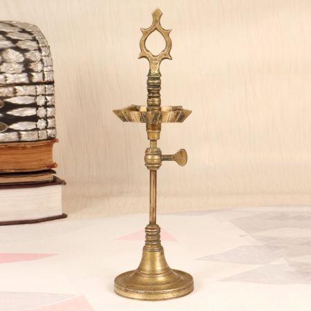 Vintage Handcrafted Oil Lamp Made of Brass with 5 Jyots