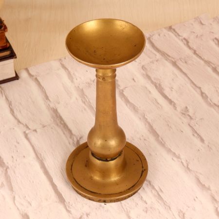 Vintage High-Quality Brass Oil Lamp in South Indian Art