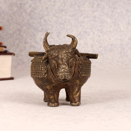 Vintage Finest Brass Bull Ashtray in Tribal Art for Decor