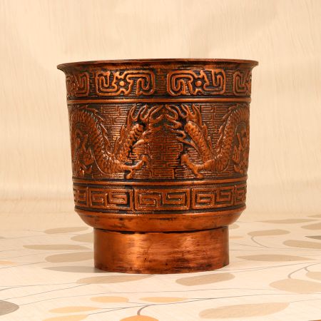 Handmade Vintage Copper Pot in Chinese Art for Flower Decoration