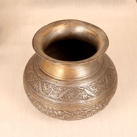 Vintage Handmade Water Pot Made of Finest Brass for Decor