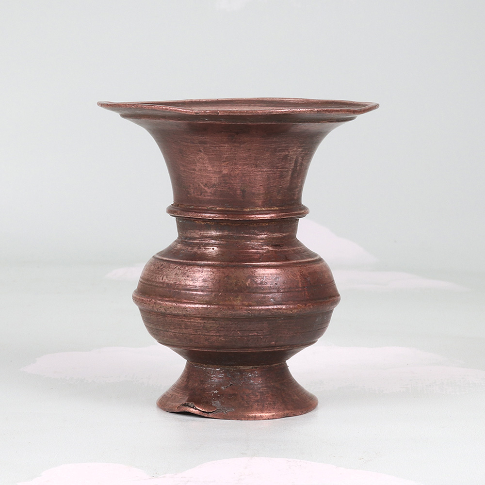 South Indian Vintage Copper Flower Pot for Indoor Decoration