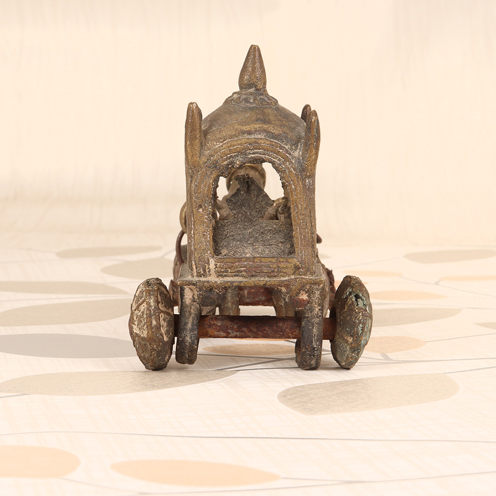 Handmade Vintage Finish Brass Horse Chariot for Decoration