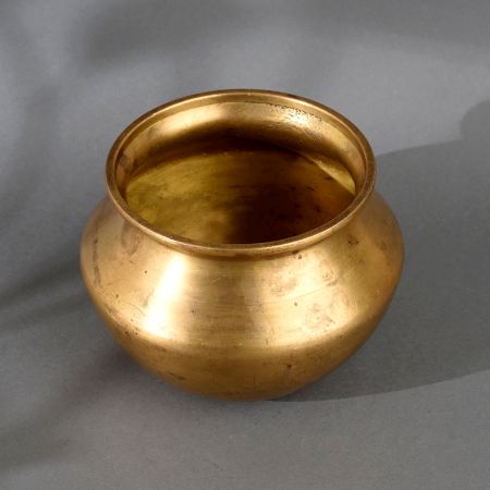 Golden Shiny Brass Holy Water Pot for Indoor Flower Decoration