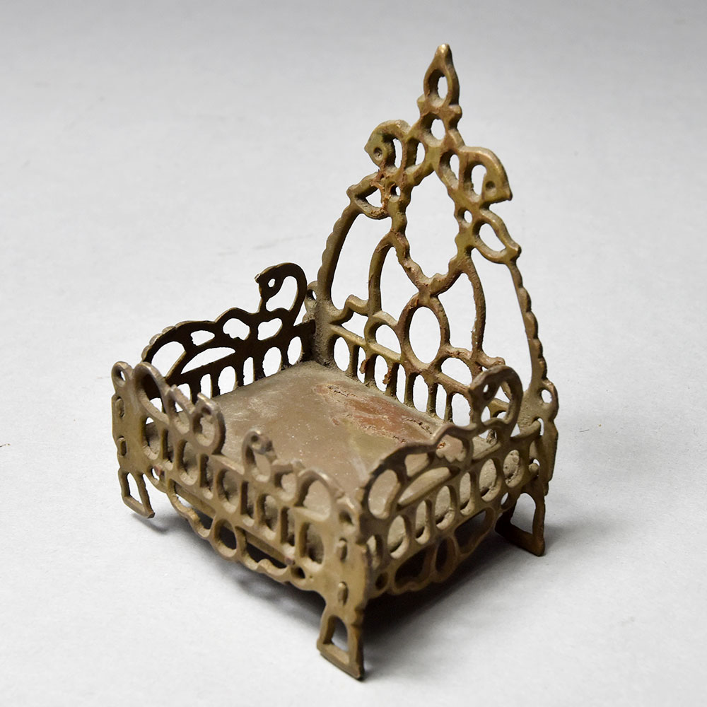 Vintage Jali Work Brass Lord Krishna Bed for Home Decor