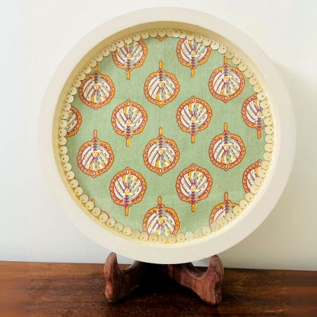 Designer Green Cemented Plate for Home Decor