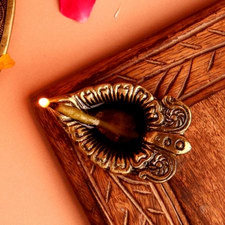 Brass Leaf Oil Lamp with Intricate Design