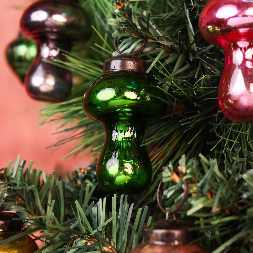 12 Pieces Handmade Multicolor Vintage-Style Glass Mushroom Christmas Tree Ornaments