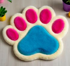 Handtufted Vibrant Pawprint Play Wool Rug